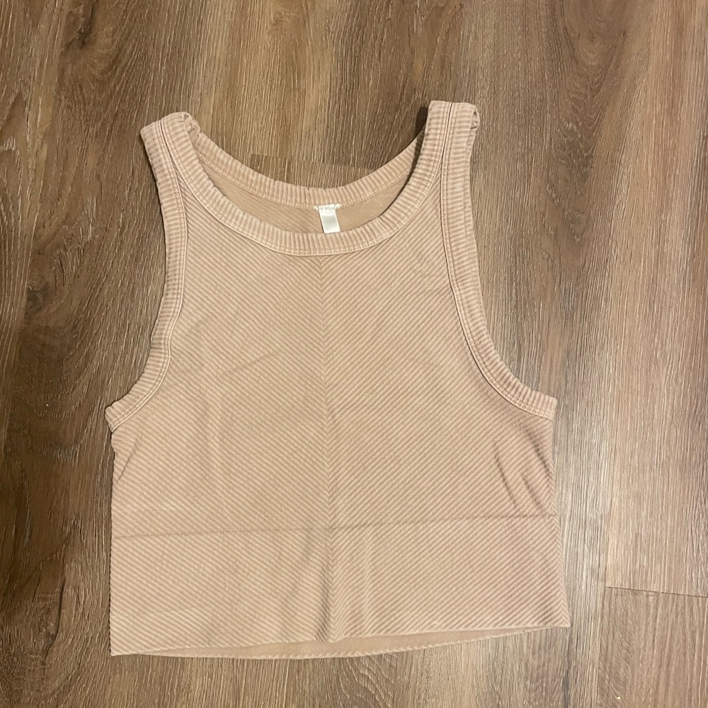 ATHLETIC TANK